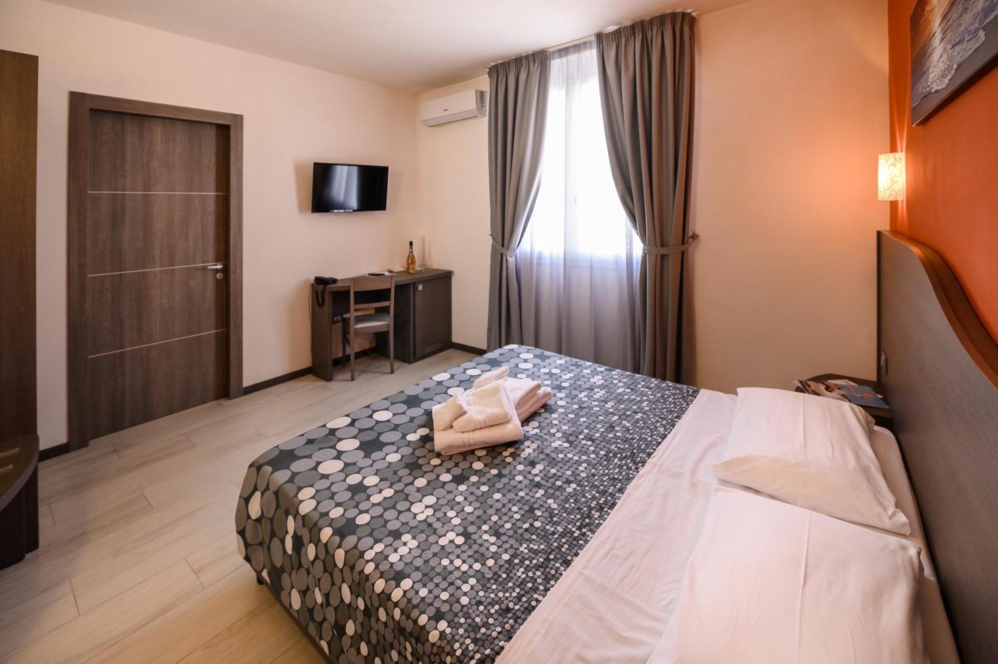 Hotel Rainbow Resort Marsala Exterior foto